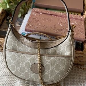 Gucci Cream and Tan Shoulder Bag with Gold Chain